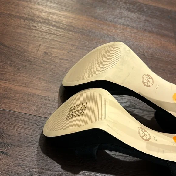 MICHAEL Michael Kors NWOT Petra Suede Platform Heel Sandal with Ankle Strap. - Picture 5 of 7